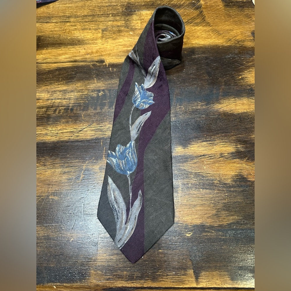 Zylos George Machado Tie